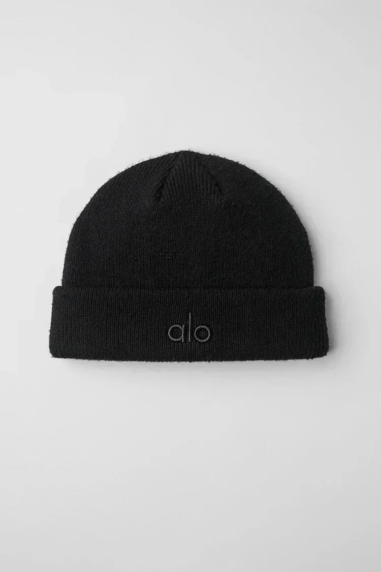 Gorro negro notable