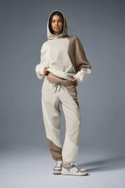 Make Waves Sweatpant