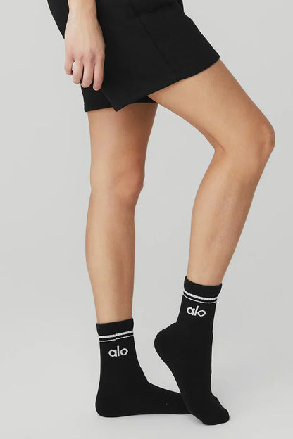 Unisex Half-Crew Throwback Sock - Black