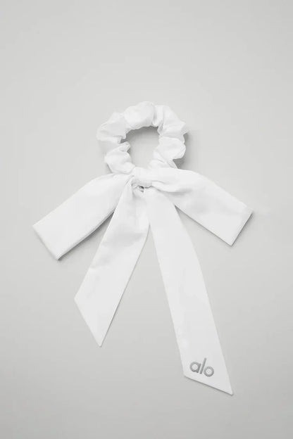 Love Knots Tie Scrunchie White