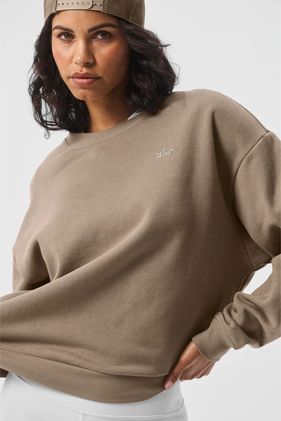 Accolade round neck sweater beige