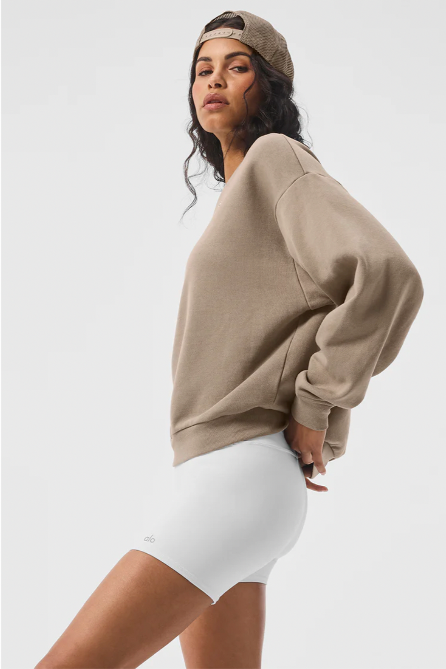 Accolade round neck sweater beige
