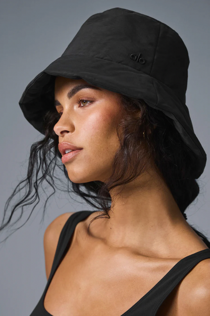 Goede Shade Puffer Bucket Hat